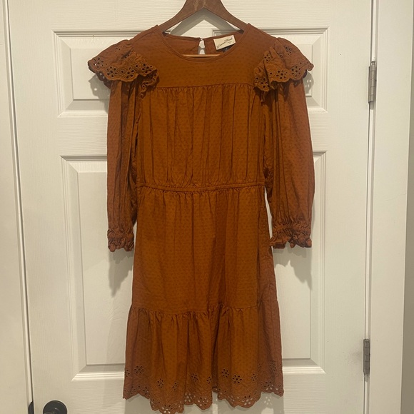 Universal Thread Ruffle Eyelet Long Sleeve Dress VGUC Size M - Picture 4 of 8